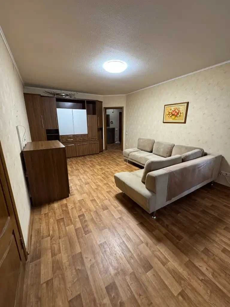 Продаж 3 к квартири пр. І. Мазепи, вул. Морської Піхоти 6.