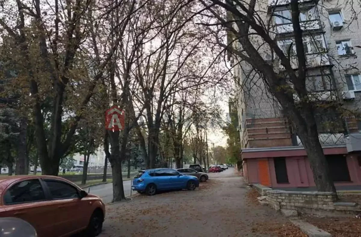 Видова 2-кімнатна квартира в центрі Дніпра