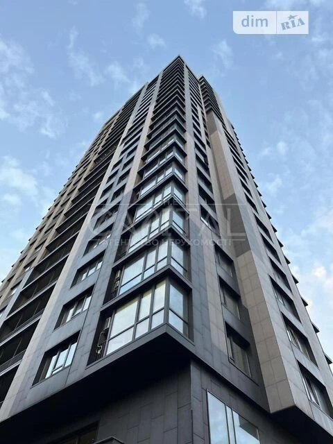 Sale of 3-room apartment 111 sq. m. on Pankivska Street 20/82 • ID
