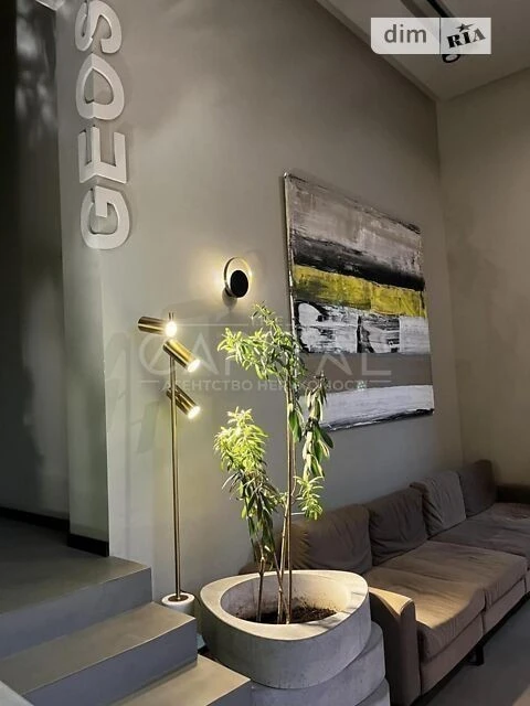 Sale of 3-room apartment 111 sq. m. on Pankivska Street 20/82 • ID