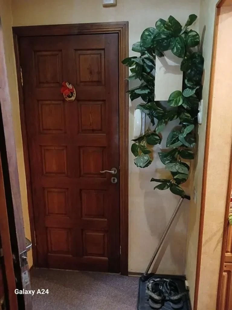 Продам 3-комн квартиру в районе Кирова просп.