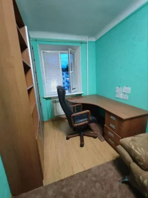 Продам 3-комн квартиру в районе Гагарина просп.