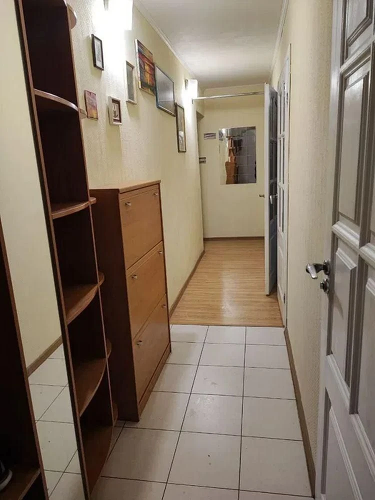 Продам 3-комн квартиру в районе Гагарина просп.
