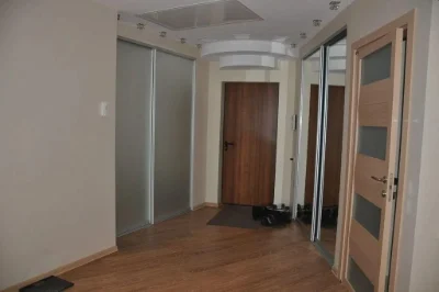 Продам 3-комн квартиру в районе Глинки ул.