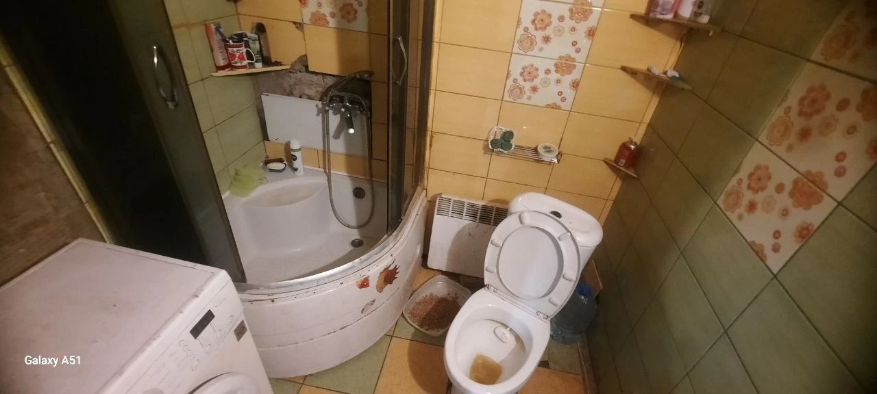 Продам 1к квартиру на земле в центре