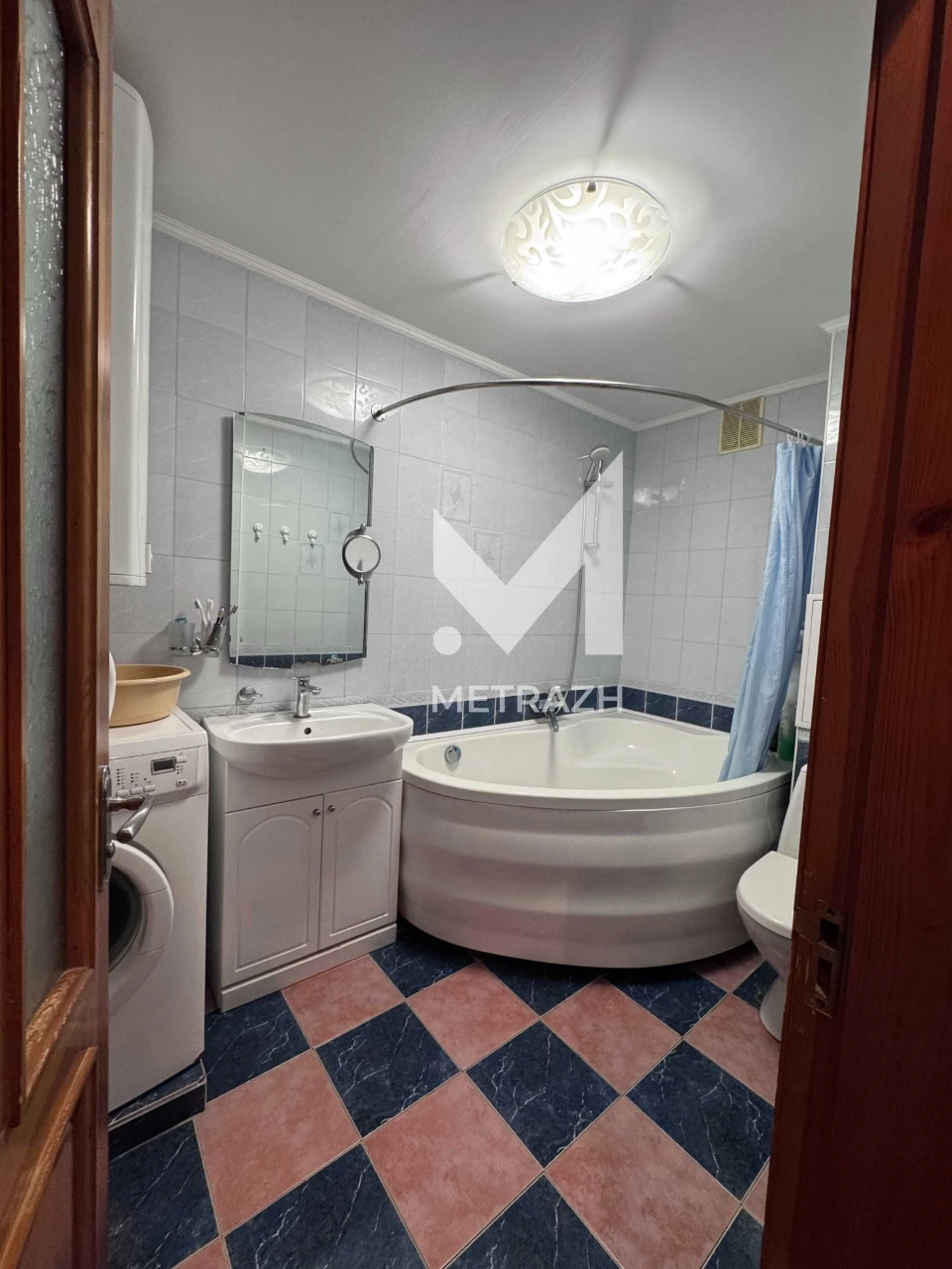 94006 Продам 3-к квартиру возле метро Победа, Алексеевка
