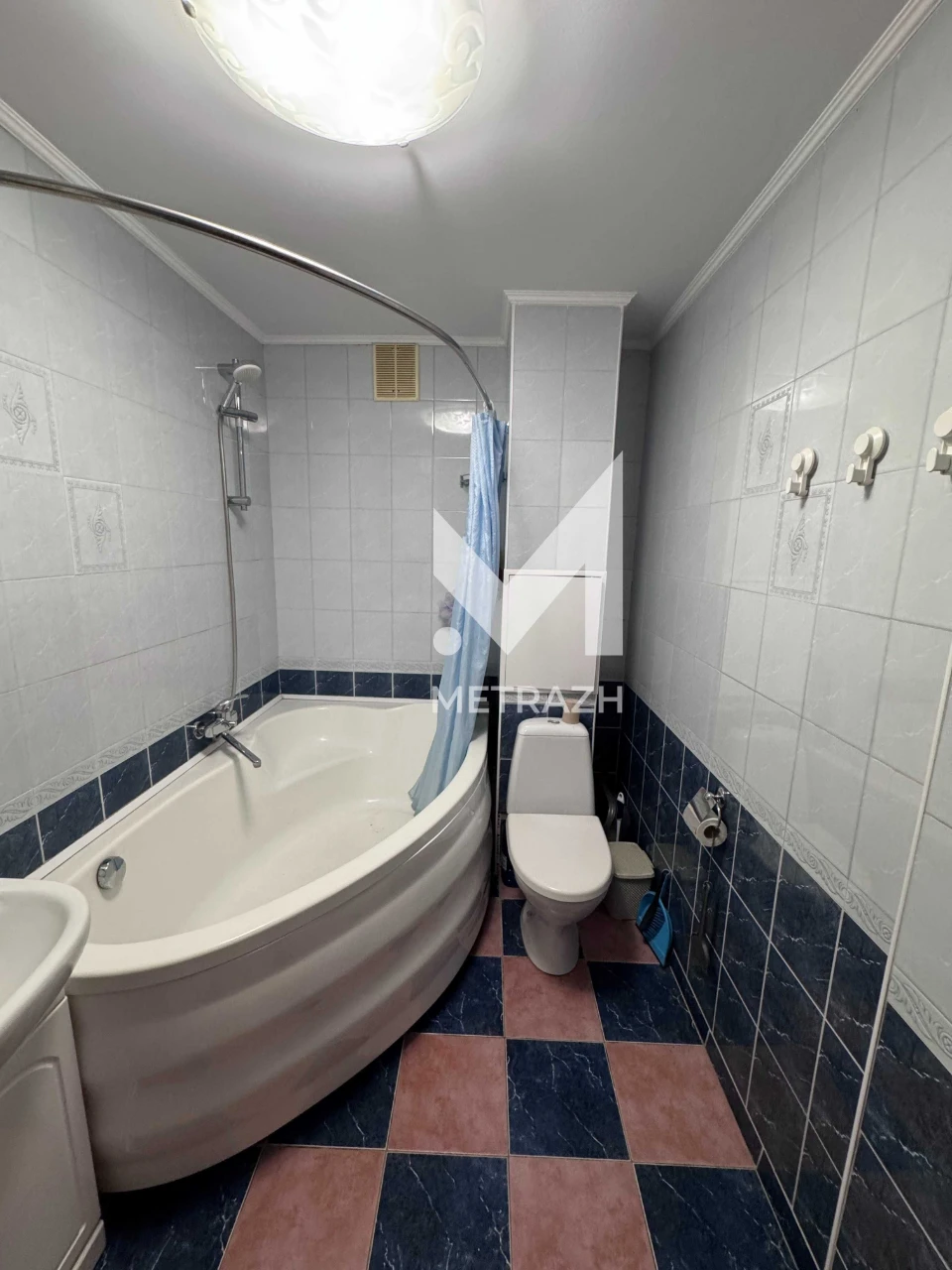 94006 Продам 3-к квартиру возле метро Победа, Алексеевка