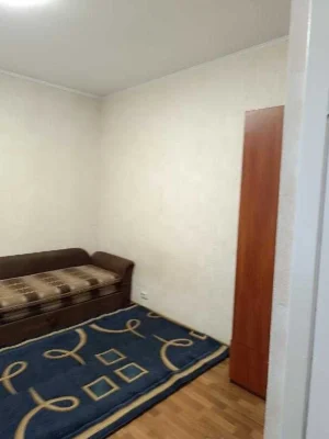 Продам гостинку, біля ТРЦ «Французький бульвар».