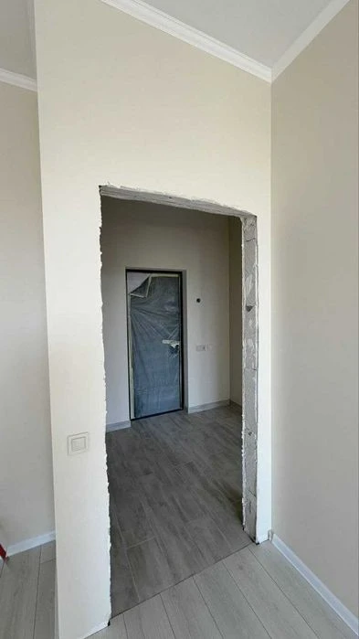 В продаже 1 комн. квартира с ремонтом у моря в клубном