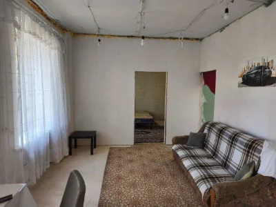 3-кімнатна сталінка на ХТЗ | 58 м² | 3/5 | вул. Бібліка, 38