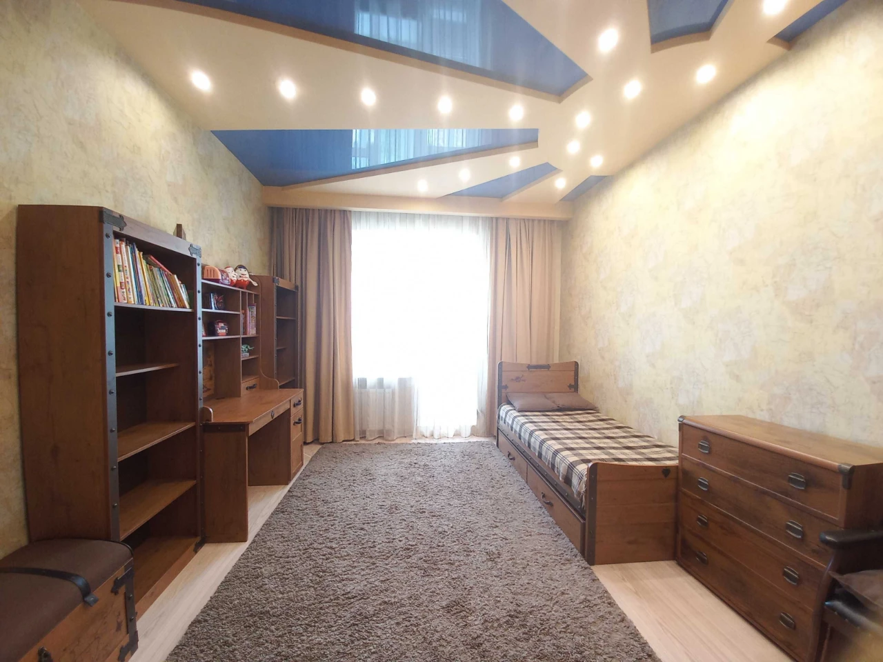 Продам 2к в новострое на Павловом Поле