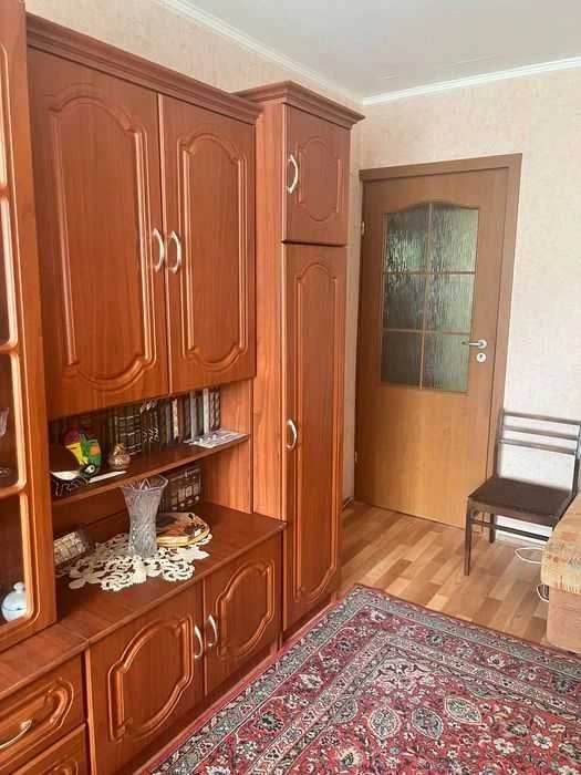 Продам 2 ком.кв. метро Студенческая ул. Гв. Широнинцев Класс