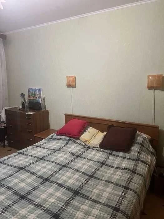 Продам 2 ком.кв. метро Студенческая ул. Гв. Широнинцев Класс