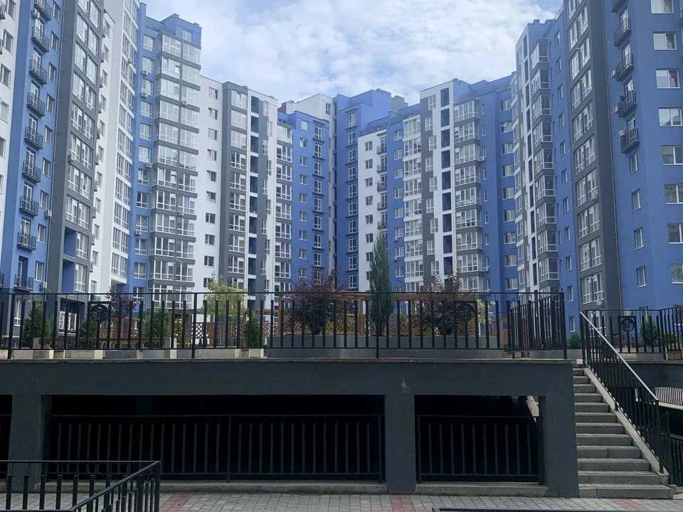 Квартира. Ивано-Франковск, Княгинин ул., (Дом 32)