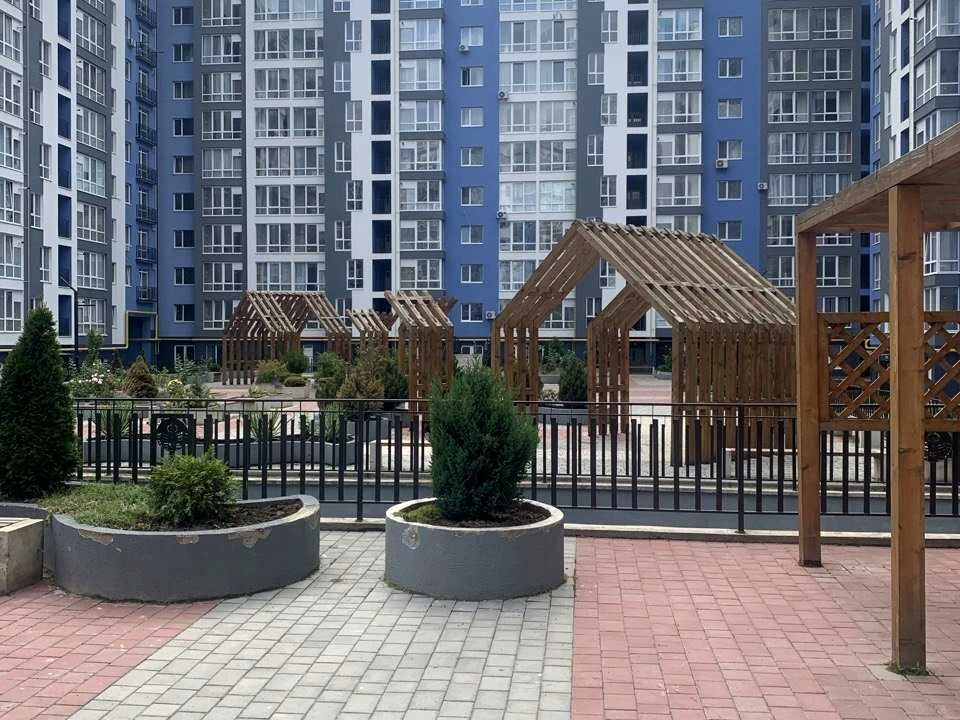 Квартира. Ивано-Франковск, Княгинин ул., (Дом 32)