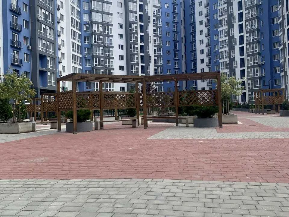 Квартира. Ивано-Франковск, Княгинин ул., (Дом 32)
