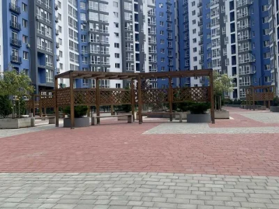 Квартира. Ивано-Франковск, Княгинин ул., (Дом 32)