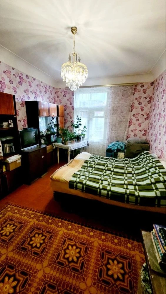 Продам 2 х комнатную квартиру. Центр . Ул. Медецинская.