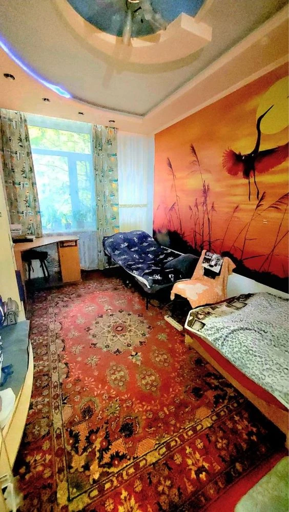 Продам 2 х комнатную квартиру. Центр . Ул. Медецинская.
