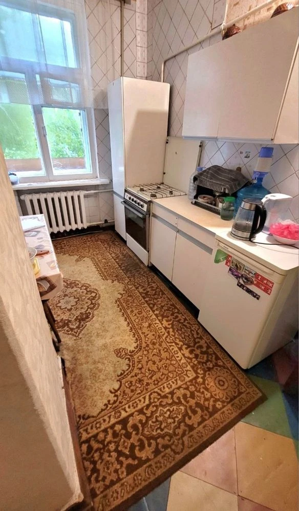 Продам 2 х комнатную квартиру. Центр . Ул. Медецинская.
