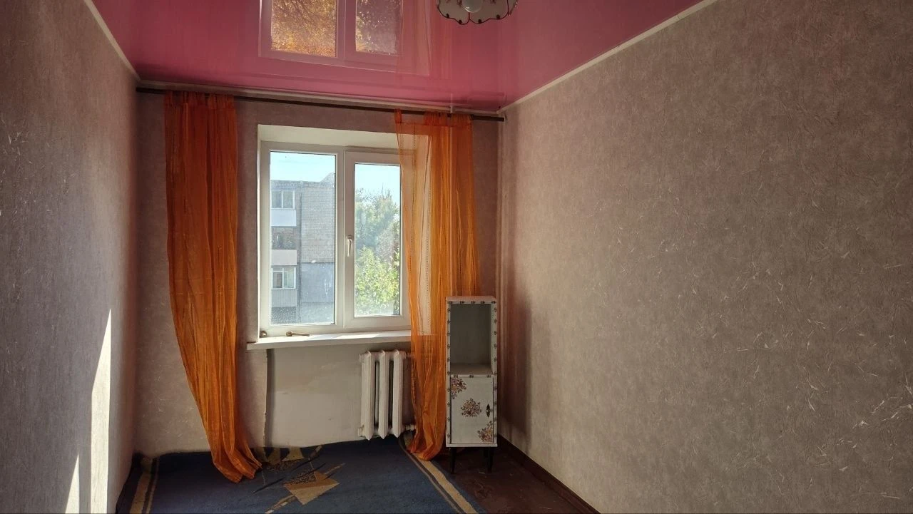 2 комн проспект Металургов напротив Фокстрот