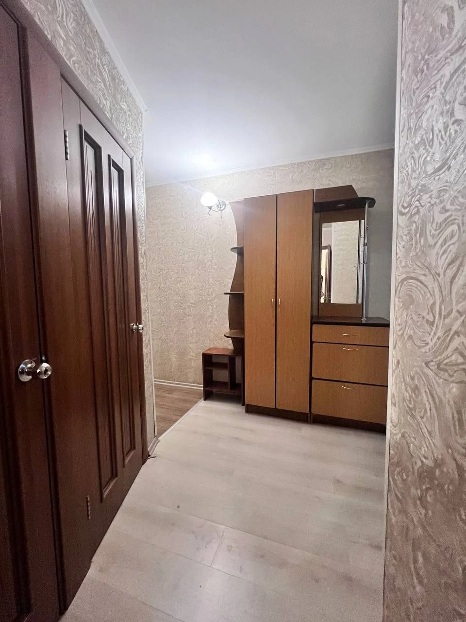 Продаж 3-кімнатної квартири  — заходь та живи!