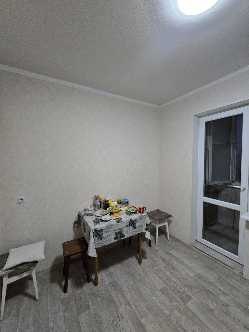 Продам 3-кімнатну квартиру, поруч річка, район ДНС, Біла Цер
