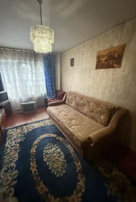 Продож 2 кімнатної квартири на Курсовій