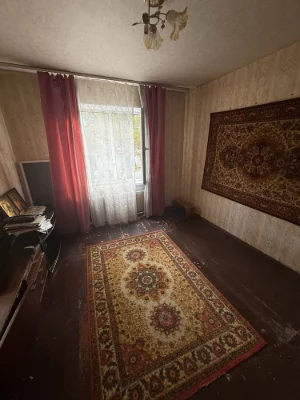 Продож 2 кімнатної квартири на Курсовій