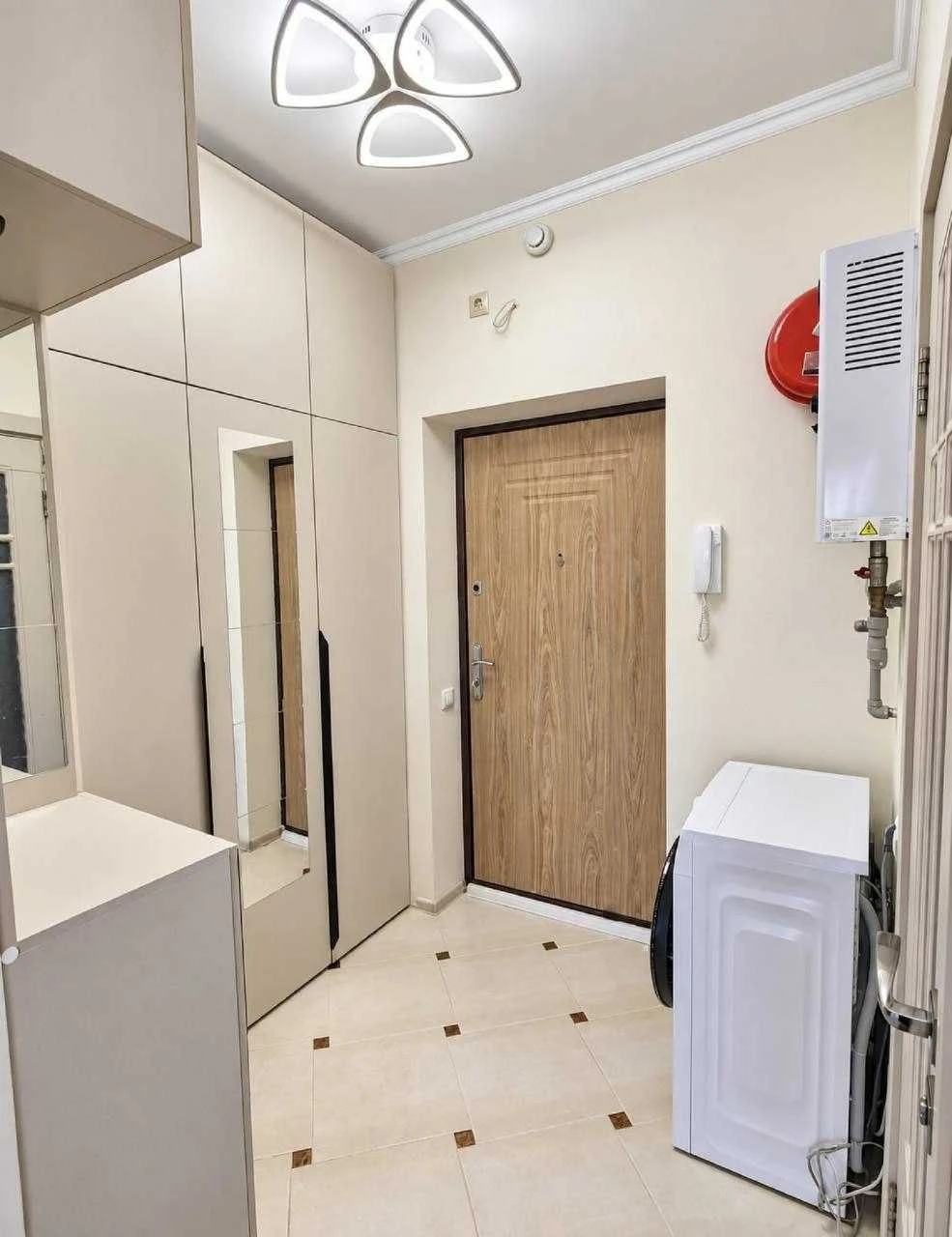 Продаж квартири 47,1 м² у ЖК «Алфавіт» біля Центрального пар