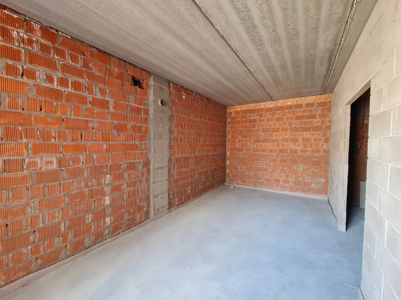 Доступна квартира з газовим опаленням, в центральній частині