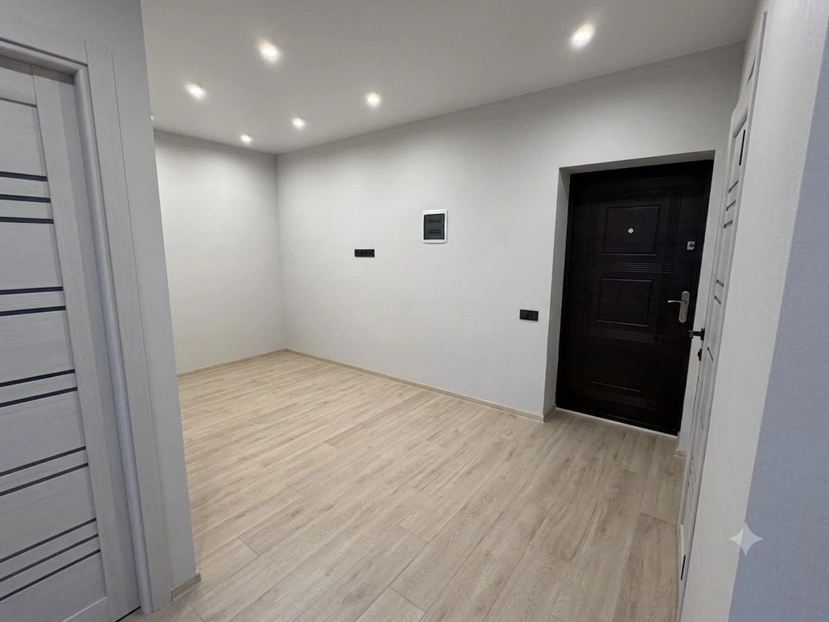 Продам 1к квартиру з ремонтом