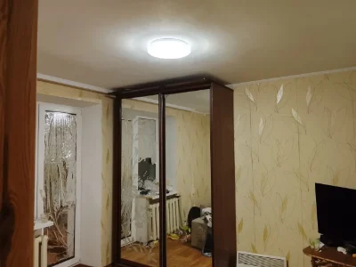 Продам 1 кімнатну квартиру