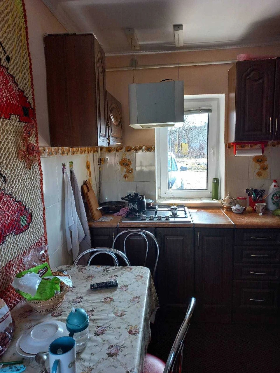 продається 3-х кімнатна квартира м. Золочів Львівська обл