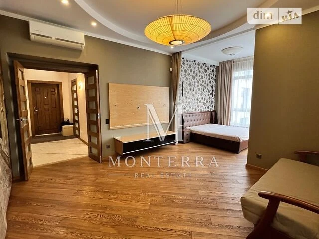 Sale of 1-room apartment 56 sq. m. on Andriy Verkhoglyada St. 14 • I