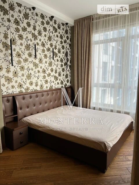 Sale of 1-room apartment 56 sq. m. on Andriy Verkhoglyada St. 14 • I