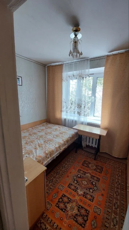 Продам 3-кімнатну квартиру в цегляному будинку!