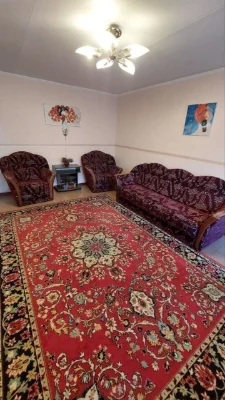 Продам 3-кімнатну квартиру в цегляному будинку!