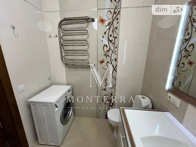 Sale of 1-room apartment 56 sq. m. on Andriy Verkhoglyada St. 14 • I