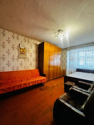 Продам 1-кімнатну квартиру в центрі міста(вул.Соборна)