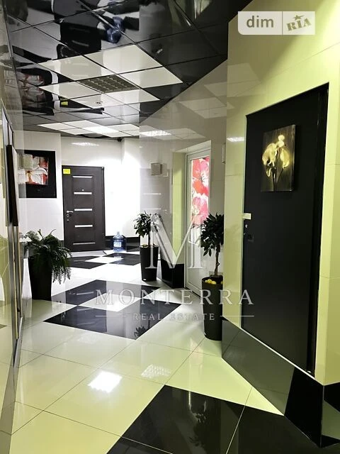 Sale of 1-room apartment 56 sq. m. on Andriy Verkhoglyada St. 14 • I