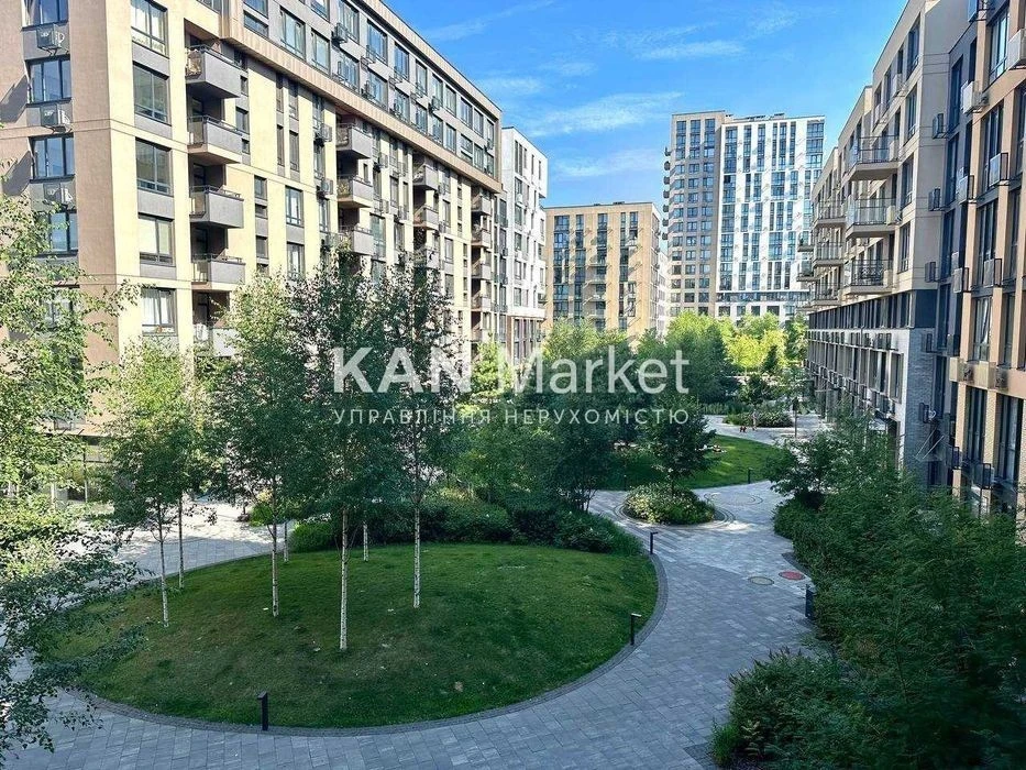 2-room apartment for sale 65.8 m² with a view of the courtyard in Fai