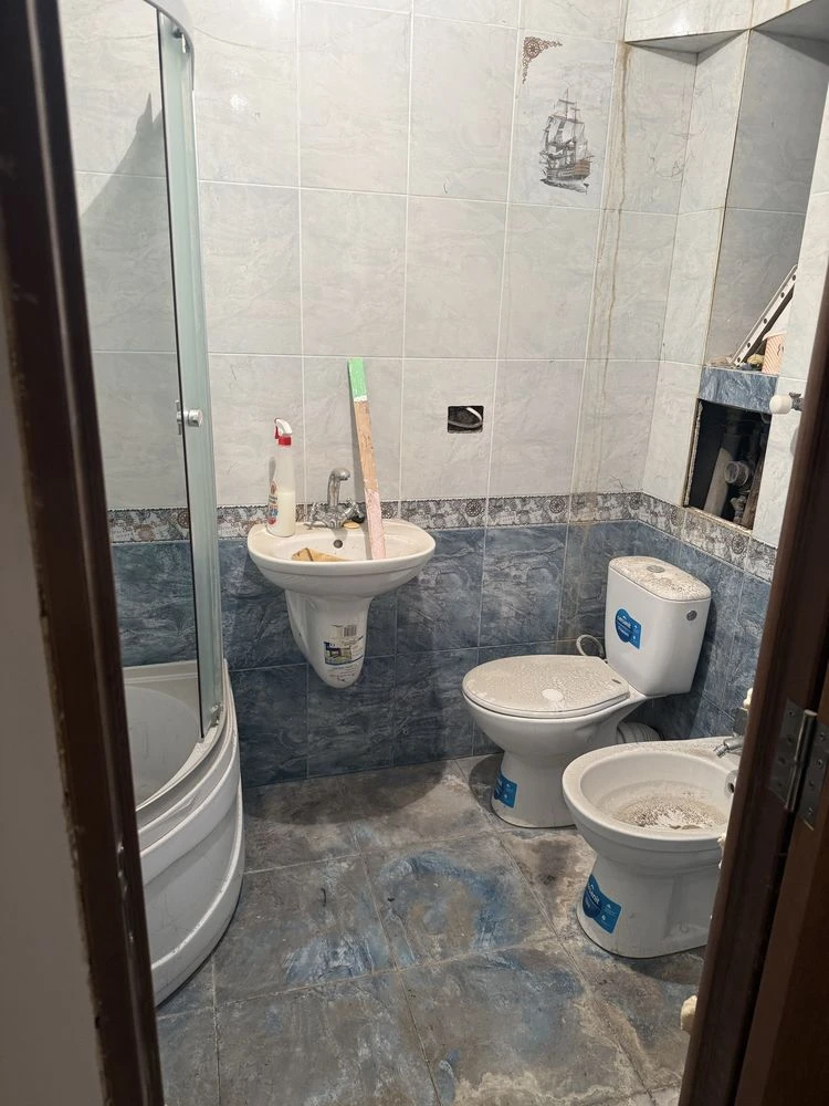 Продаж квартири 3 кімнати Новий Калинів