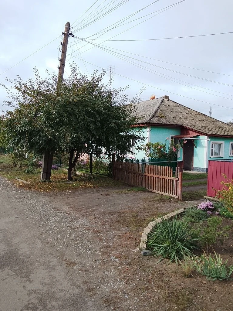 Продається будинок-квартира