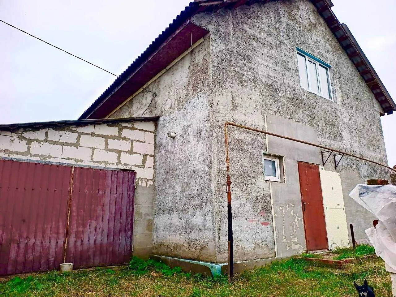 Продам 2х эт дом (недострой) в тихом районе Дергачей, 7 км о
