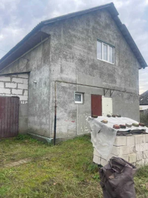 Продам 2х эт дом (недострой) в тихом районе Дергачей, 7 км о