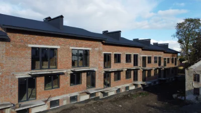 Продаж таунхаусів на мікрорайоні Жовтневий біля Сільпо!