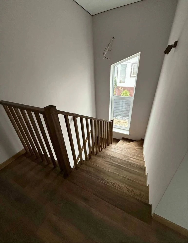 БЕЗ КОМІСІЇ | Продам дуплекс у Бучі з ремонтом — 90 м² на 3