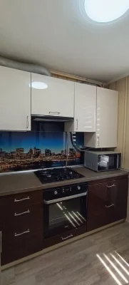 Продаж квартири в  центрі міста, по вул. Благовісна,174.