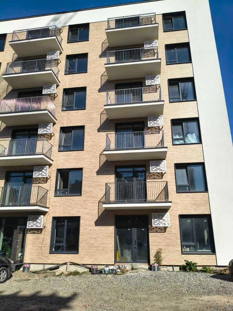 Продаж двокімнатної квартири в Івано-Франківську